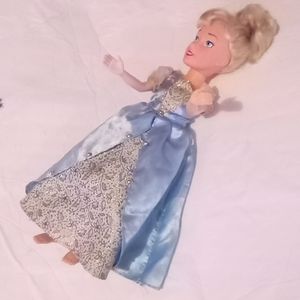 Disney Elsa singing Doll#free with bundle